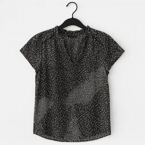 Floral Black & White Women’s Top | Size 1X | Mod Lusive | 100% Polyester